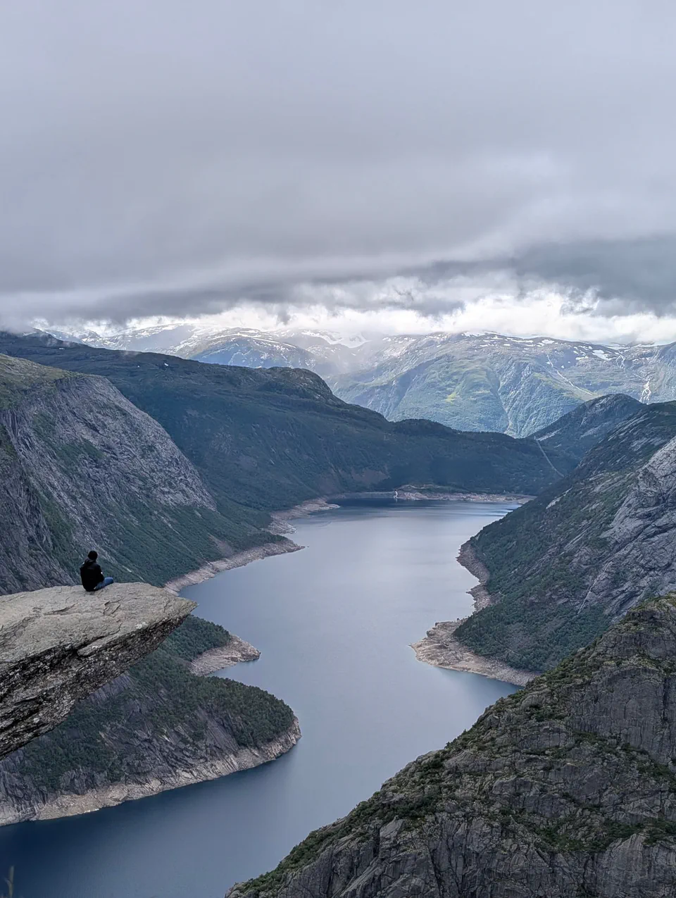Trolltunga, au-dessus du Ringedalsvatnet, en Norvège.